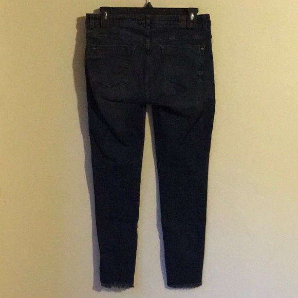 Zara Basic Z1975 Slim-Straight Denim Jeans in a Dark Wash (US 6) - Picture 8 of 11